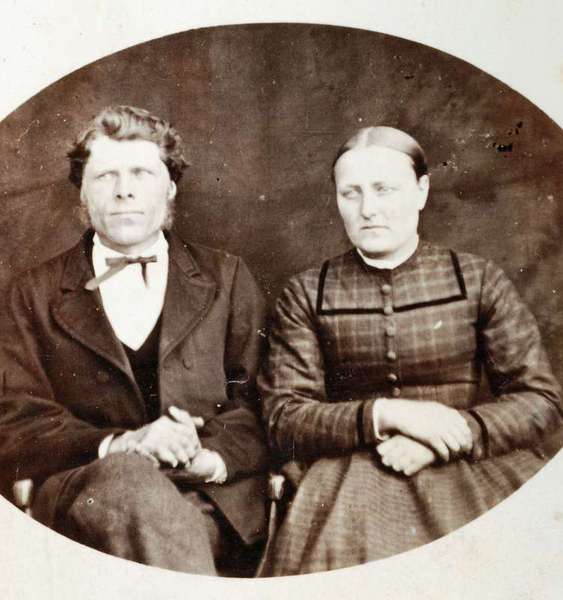 Ole_Ivarson_og_Asborg_Smedsland.jpg